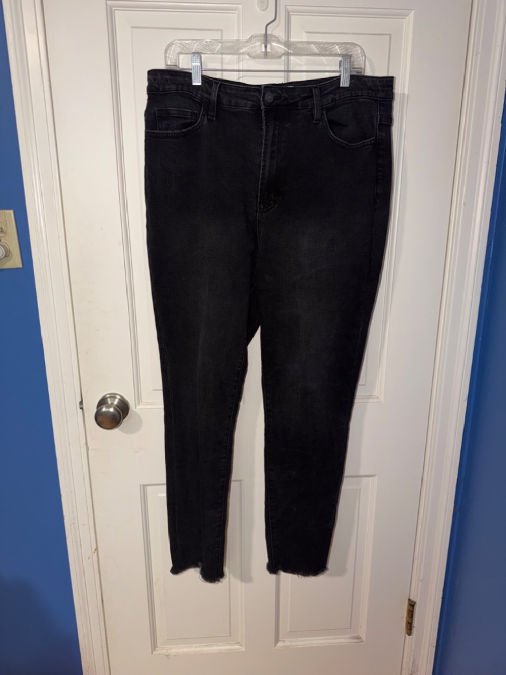 Vervet black skinny jeans (Style T5265 Cut #52729 RN# 125813)
